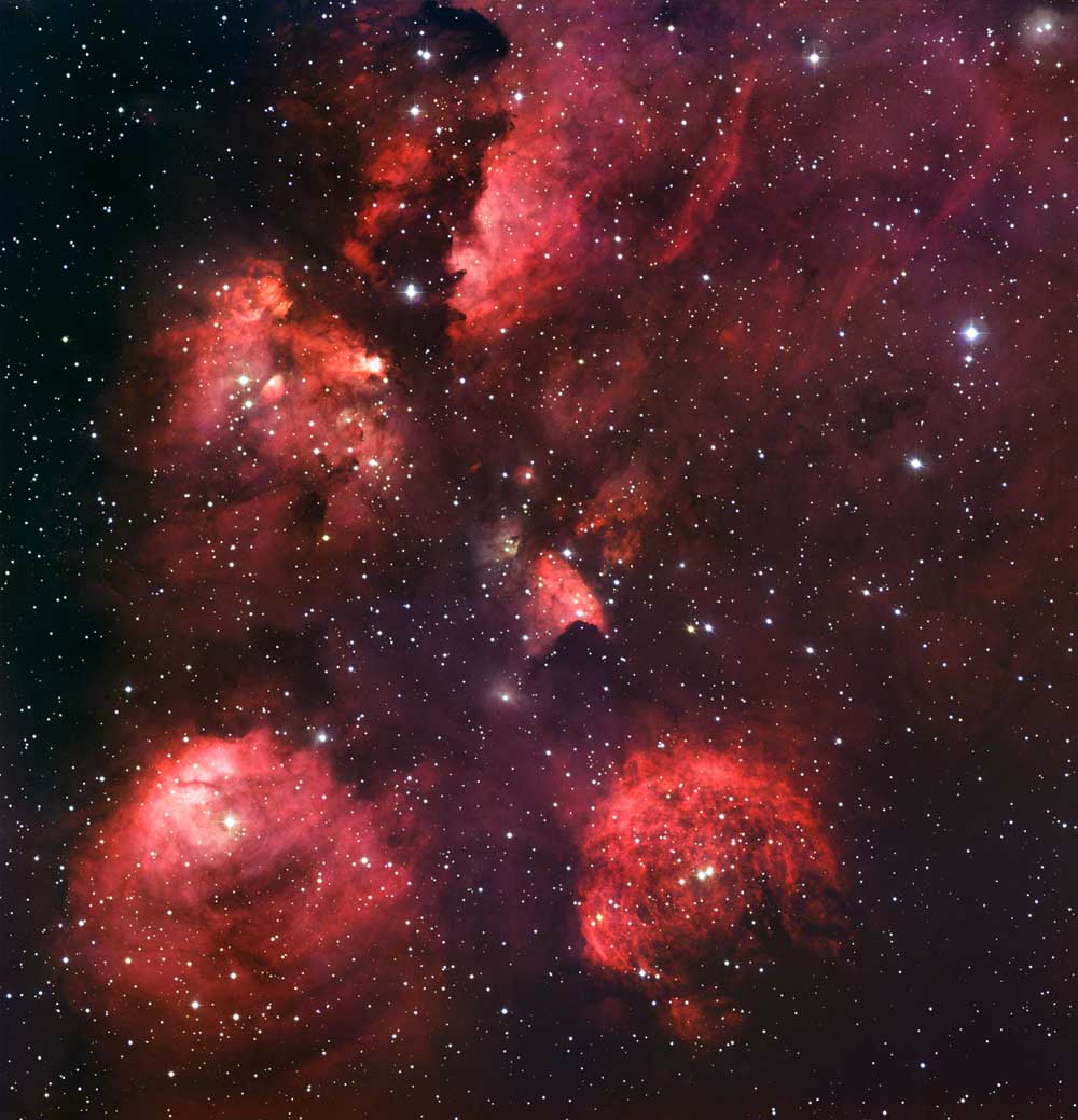 Glowing Nebula Reveals Cosmic Cat's Paw